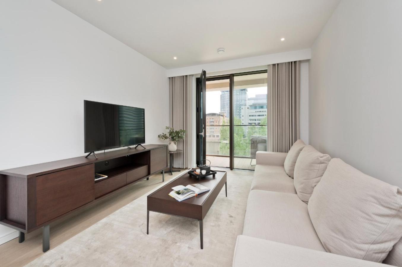 Elegant And Modern Apartments In Canary Wharf Right Next To Thames London Exterior foto