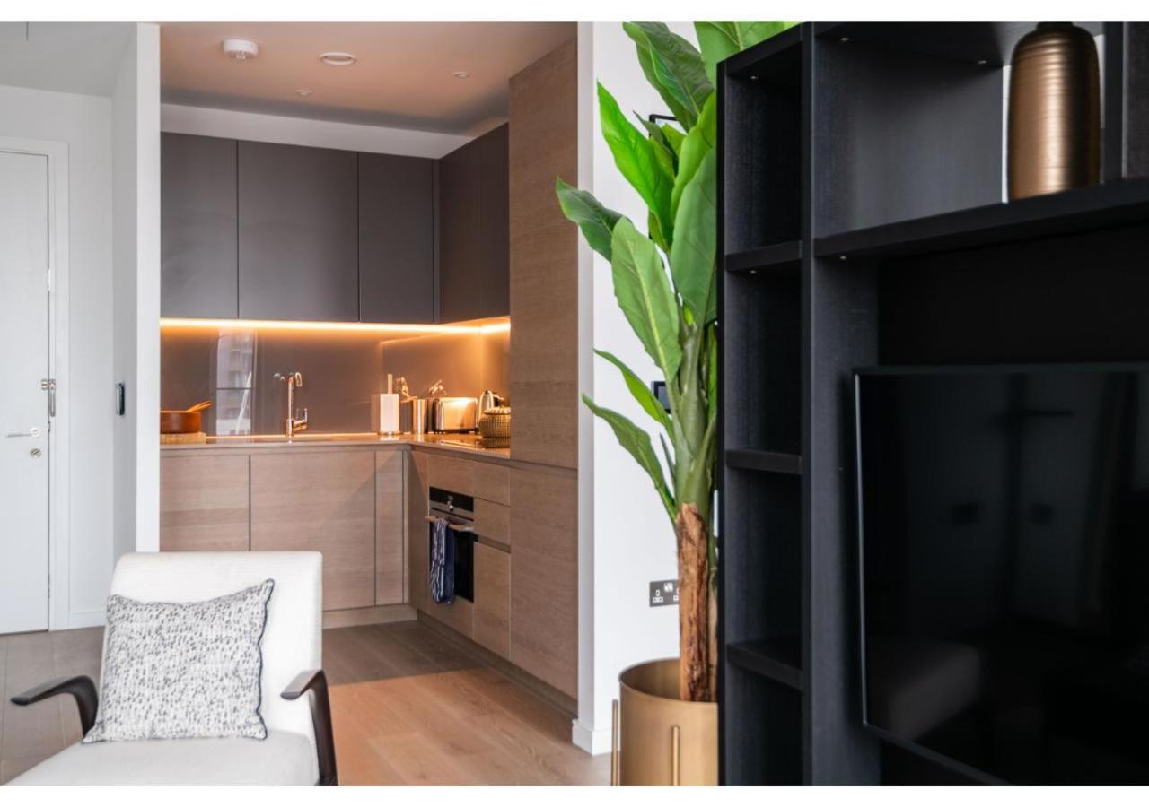Elegant And Modern Apartments In Canary Wharf Right Next To Thames London Exterior foto