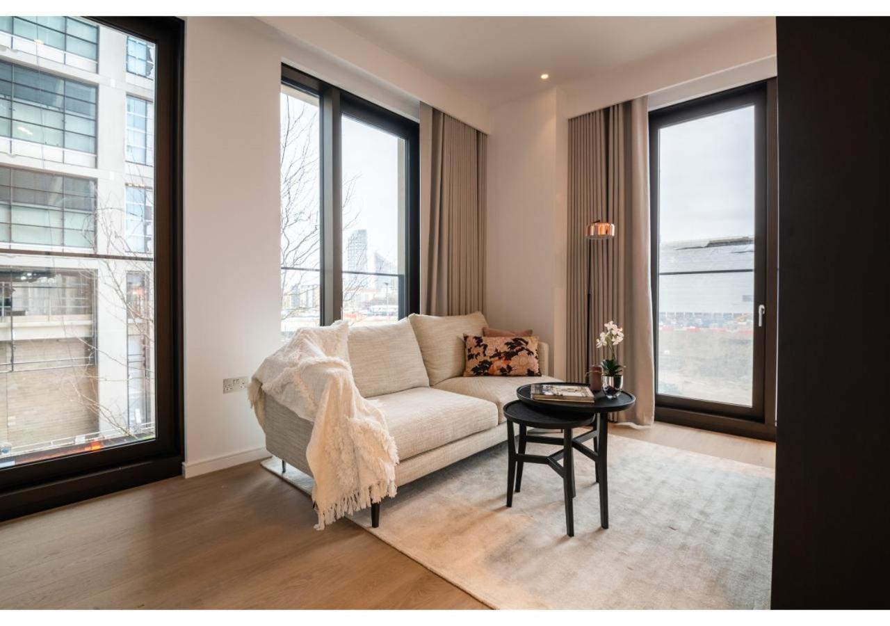 Elegant And Modern Apartments In Canary Wharf Right Next To Thames London Exterior foto