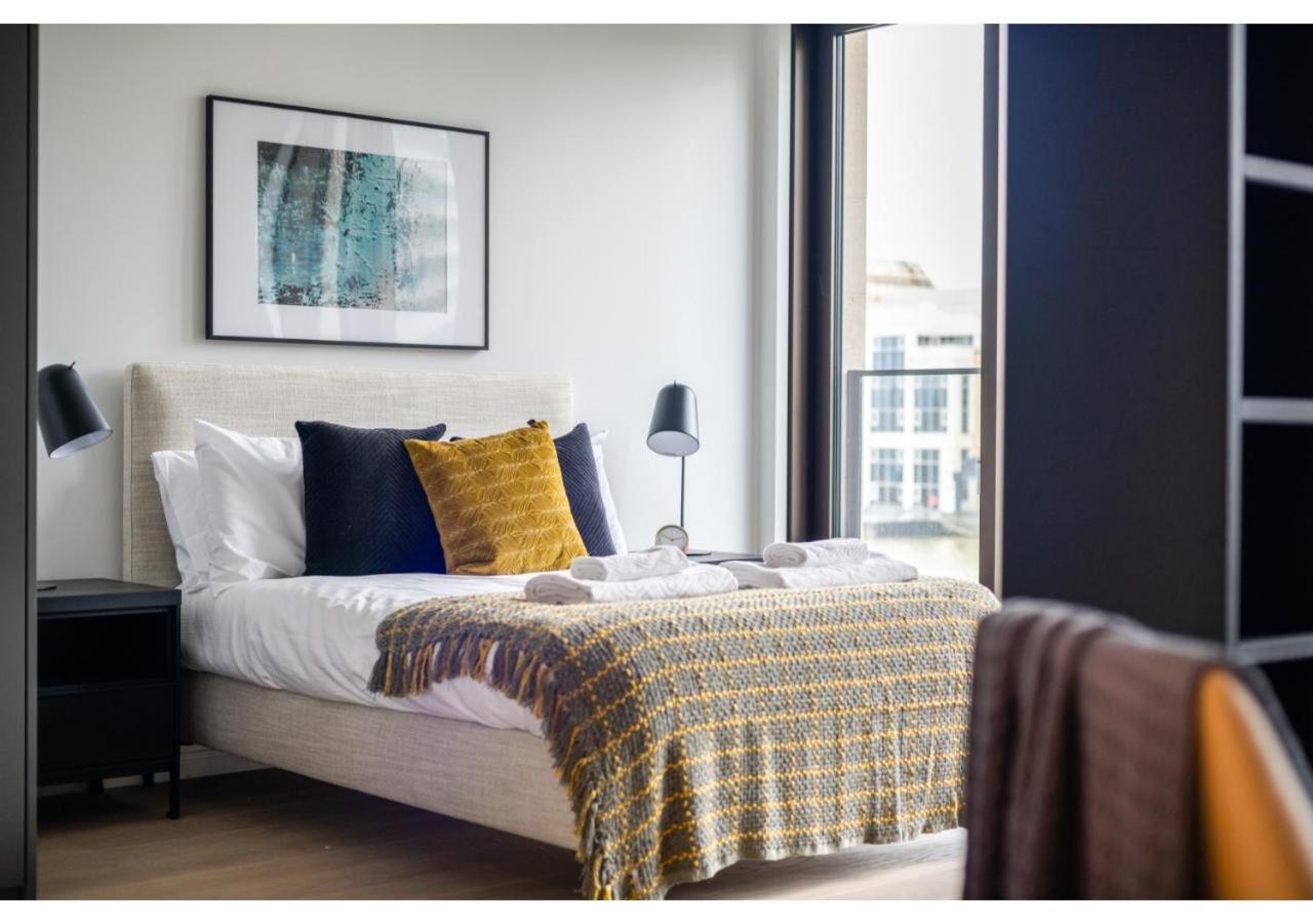Elegant And Modern Apartments In Canary Wharf Right Next To Thames London Exterior foto